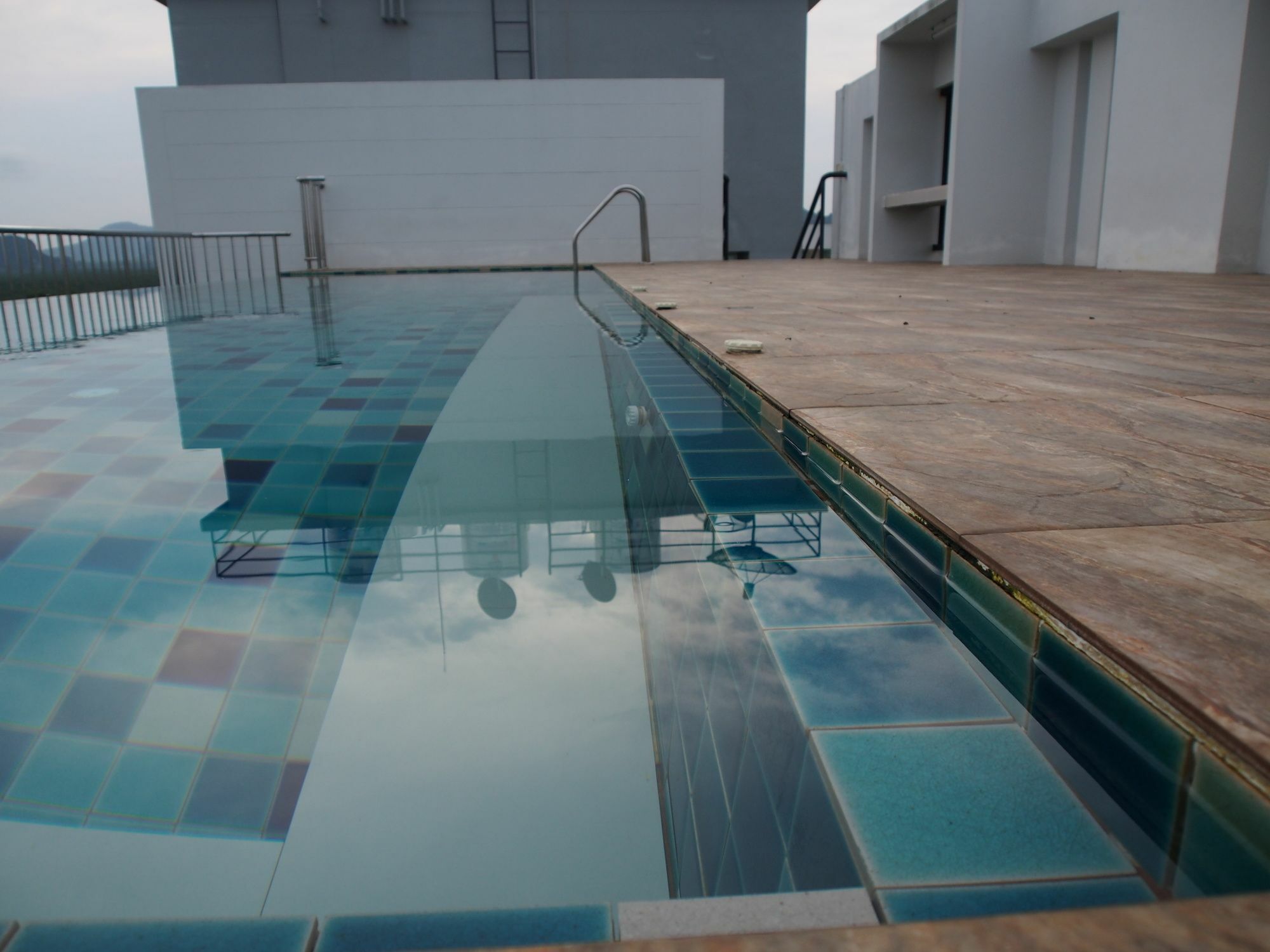 The Ozone Condotel Apartment Krabi